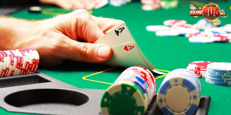 Bí quyết chơi Poker bất bại tại 8US