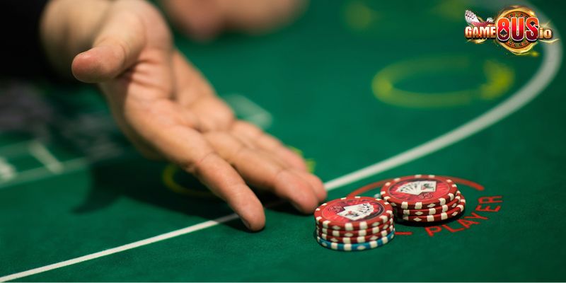 Biết điểm dừng khi chơi Baccarat trực tuyến 8US